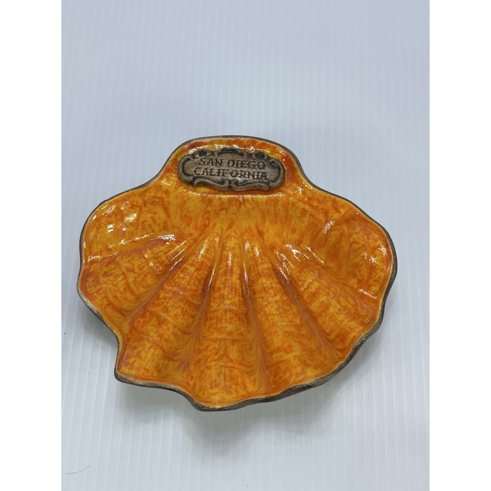 Vintage‎ Pottery TREASURE CRAFT Orange Ceramic SAN DIEGO CALIFORNIA Ashtray